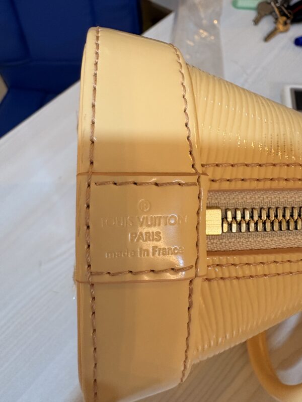 Louis Vuitton Alma BB Epi Leather